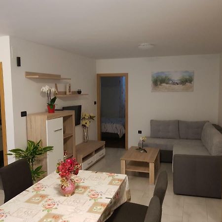 Izola City Center Apartment المظهر الخارجي الصورة