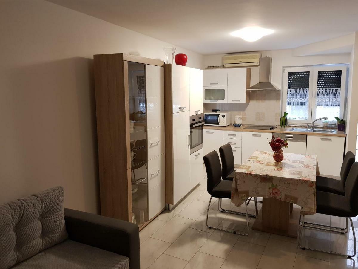 Izola City Center Apartment المظهر الخارجي الصورة